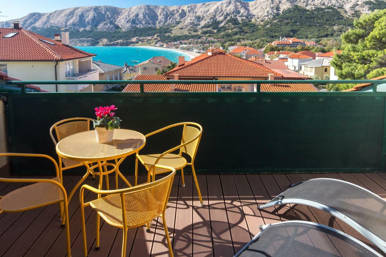 Apartments Ddd Baska  Exterior photo