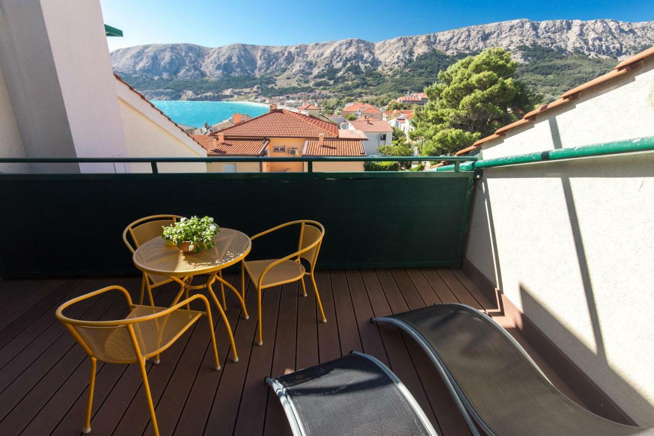 Apartments Ddd Baska  Exterior photo