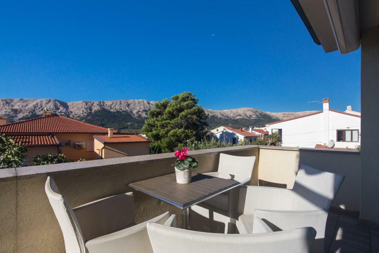 Apartments Ddd Baska  Exterior photo