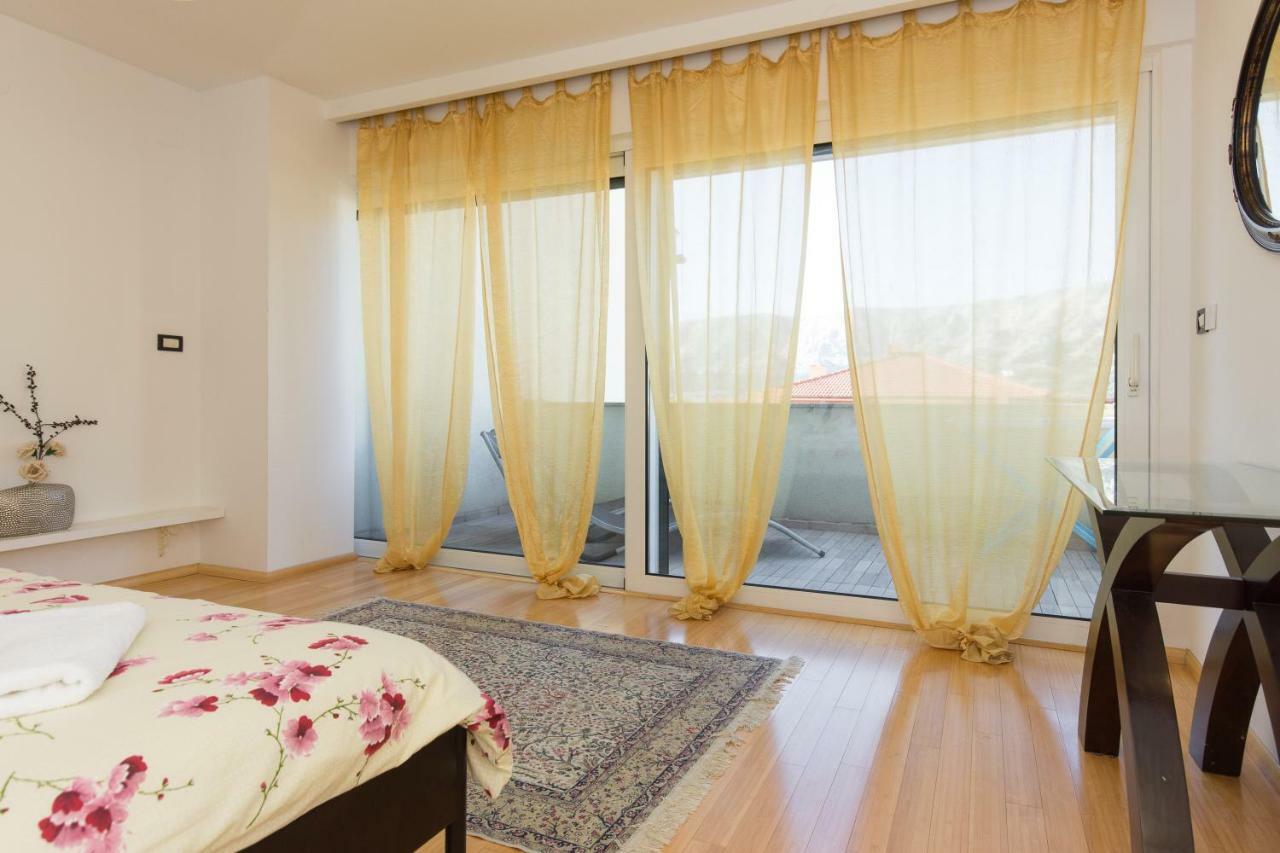 Apartments Ddd Baska  Exterior photo
